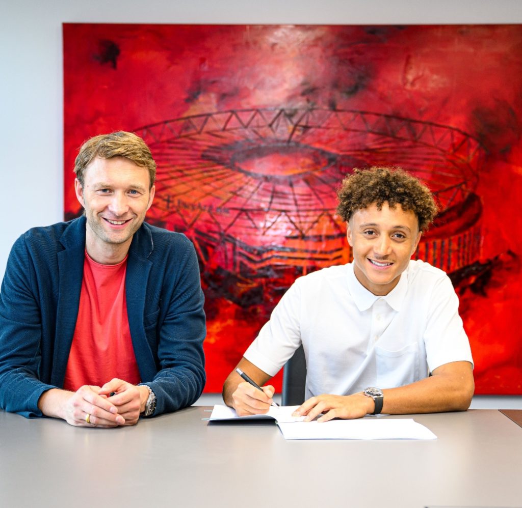 Screenshot_20250831_203701_com_twitter_android_GalleryActivity