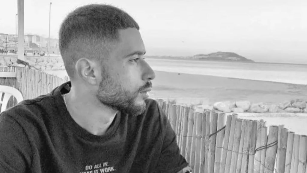 OZHLNFDEYBARPCJMDIIECBG4FM