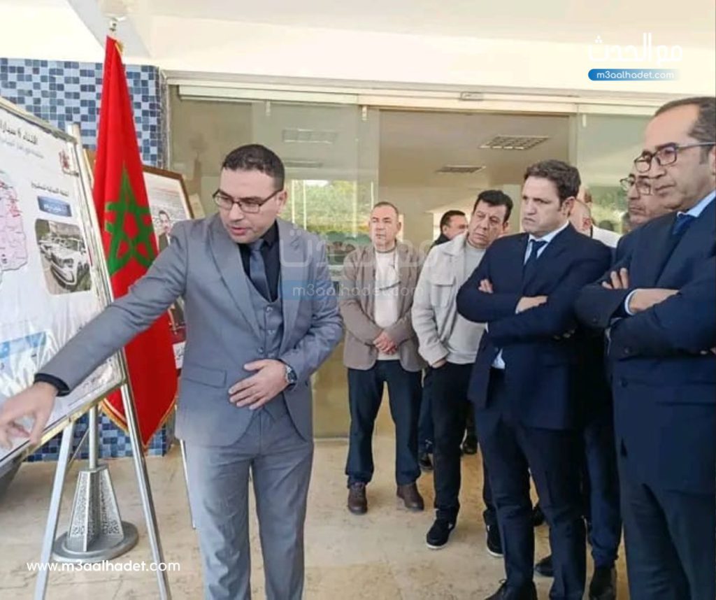 رفع العلم الوطني بمفوضية القصر الكبير إيذانا باستئناف الخدمات الأمنية بعد الفيضانات