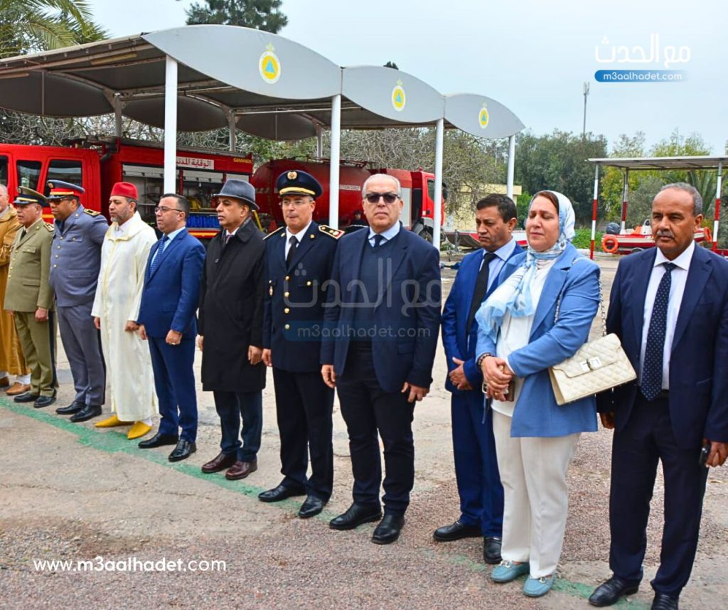 رفع العلم الوطني بمفوضية القصر الكبير إيذانا باستئناف الخدمات الأمنية بعد الفيضانات