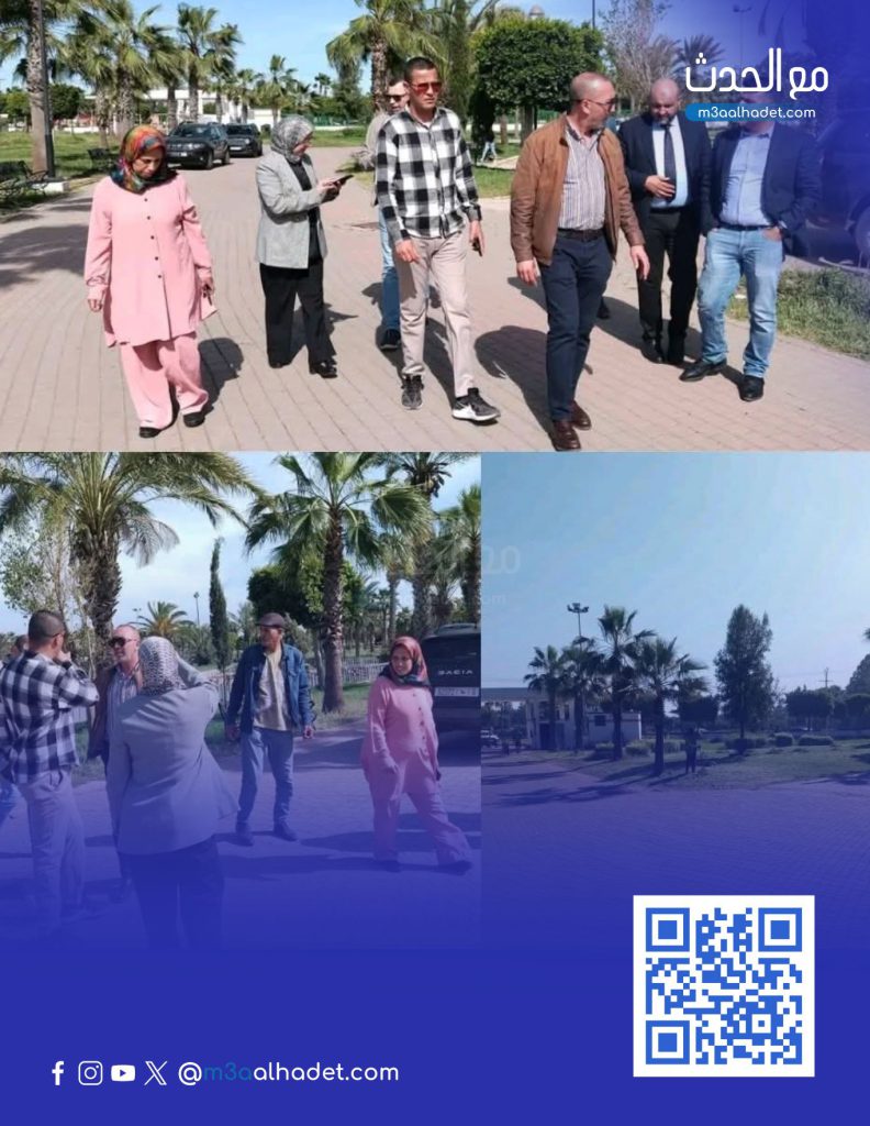 وردي أزرق و أبيض مرح فتيات الكشافة غلاف دفتر ملاحظات رقمي (عمودي)